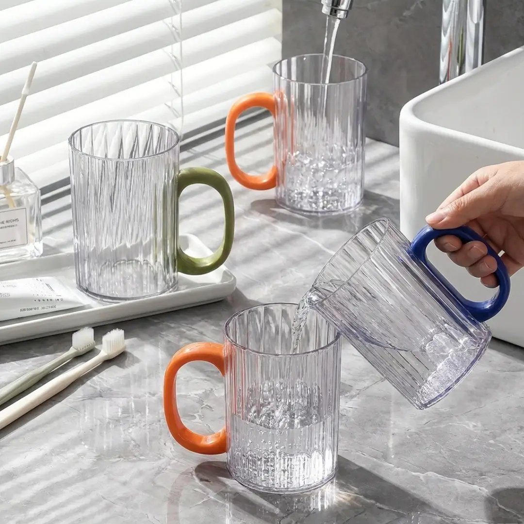 Transparent Bathroom Cup with Stylish Handle - Image 2